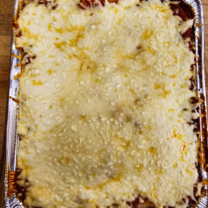 Entree Lasagna Pan (lean ground beef, mozzarella, tomato sauce, spices) serves 9-12