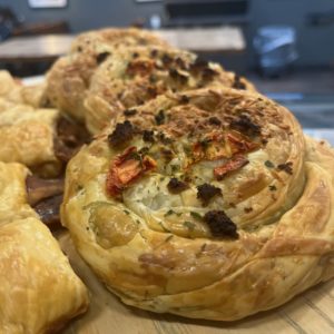 Spinach Tomato Feta Twist 6 Pack (wrapped in flakey golden puff pastry) Vegetarian option!