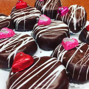 Valentine's Joe Louis Mini Cakes 6 Pack (rich chocolate cake hearts stuffed with vanilla buttercream icing iced in fudge)